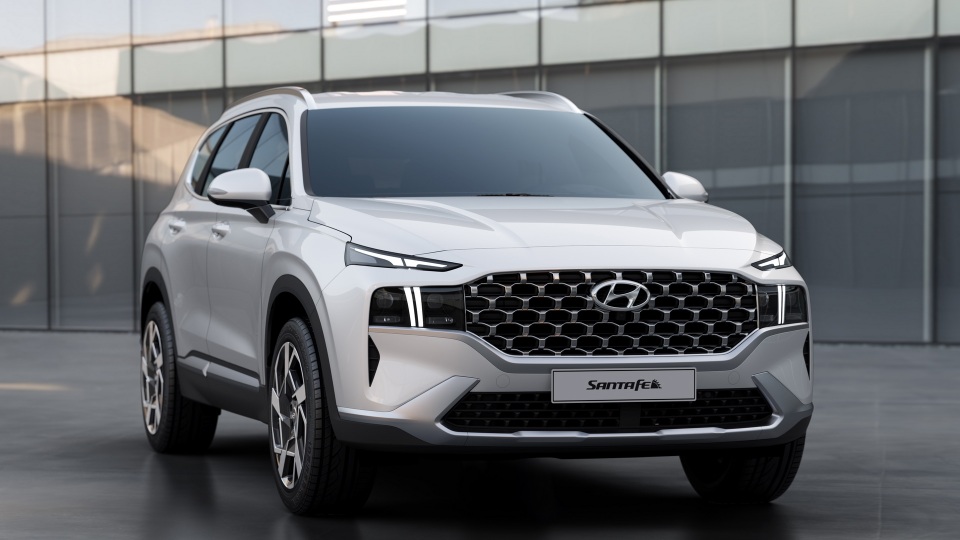 Lộ diện Hyundai Santa Fe 2021 - Dùng tiểu xảo để gia tăng kích thước - 6 Lộ diện Hyundai Santa Fe 2021 - Dùng tiểu xảo để gia tăng kích thước - 6