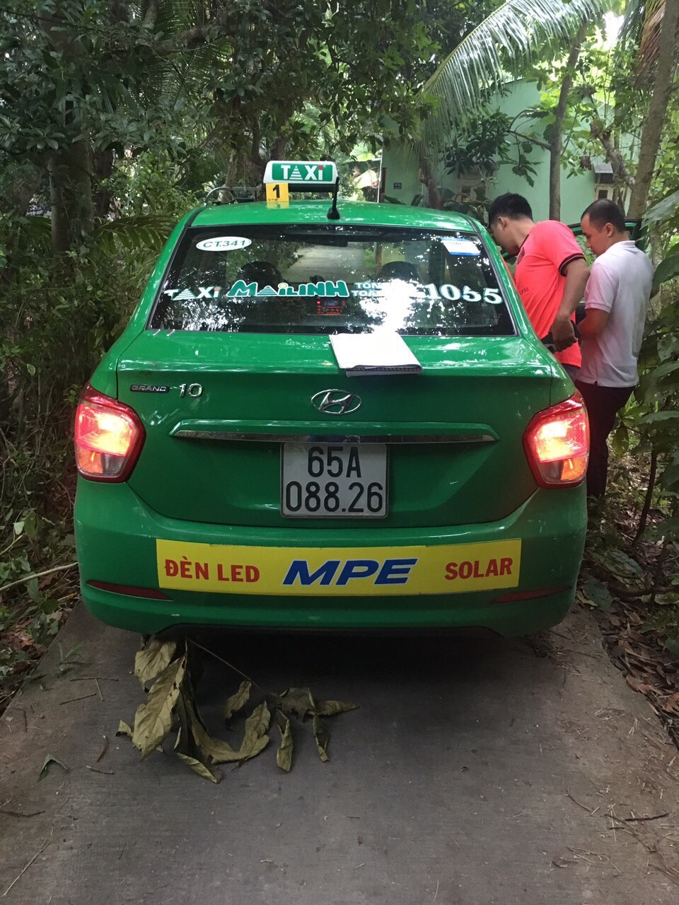 Bắt nóng đối tượng cướp tài sản của nữ tài xế taxi - 2 Bắt nóng đối tượng cướp tài sản của nữ tài xế taxi - 2