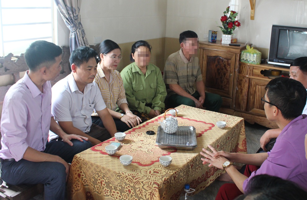 Sóng ngầm dưới những mái nhà - 3 Sóng ngầm dưới những mái nhà - 3