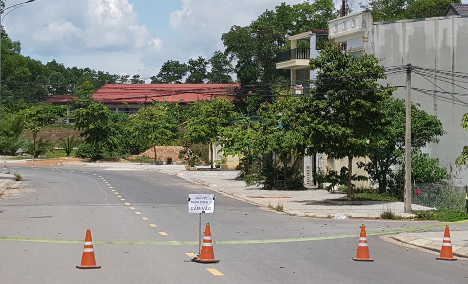 Quảng Trị tạm dừng hoạt động vận tải hành khách liên tỉnh - 1 Quảng Trị tạm dừng hoạt động vận tải hành khách liên tỉnh - 1