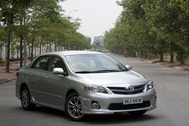 Toyota Việt Nam triệu hồi Corolla Altis lắp ráp trong nước vì lỗi túi khí