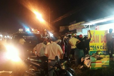 Vợ con uống thuốc độc tử vong, chồng thoi thóp trong tiệm cầm đồ