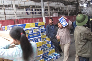 Quá dễ tìm mua thuốc tăng trưởng của Trung Quốc cho rau quả!