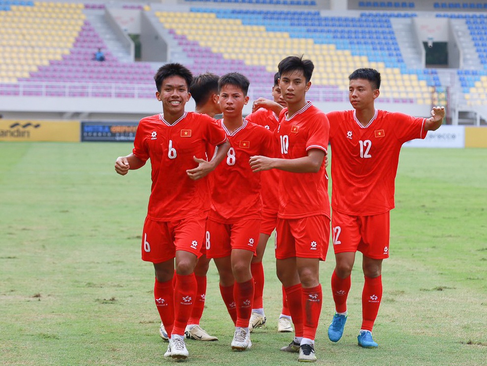 Thắng U16 Myanmar 5-1, U16 Việt Nam vào bán kết giải Đông Nam Á - 2