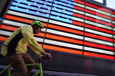 Dịch Covid-19 khiến tiêu thụ xe đạp tại Mỹ tăng vọt