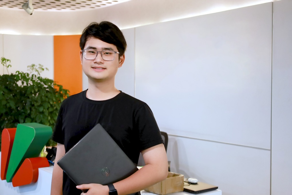 Nam sinh 19 tuổi có báo cáo khoa học đăng trên tạp chí quốc tế - 1 Nam sinh 19 tuổi có báo cáo khoa học đăng trên tạp chí quốc tế - 1