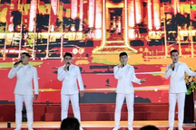 Nhiều cảm xúc trong đêm thơ Nguyên Tiêu tại Hoàng Thành Thăng Long