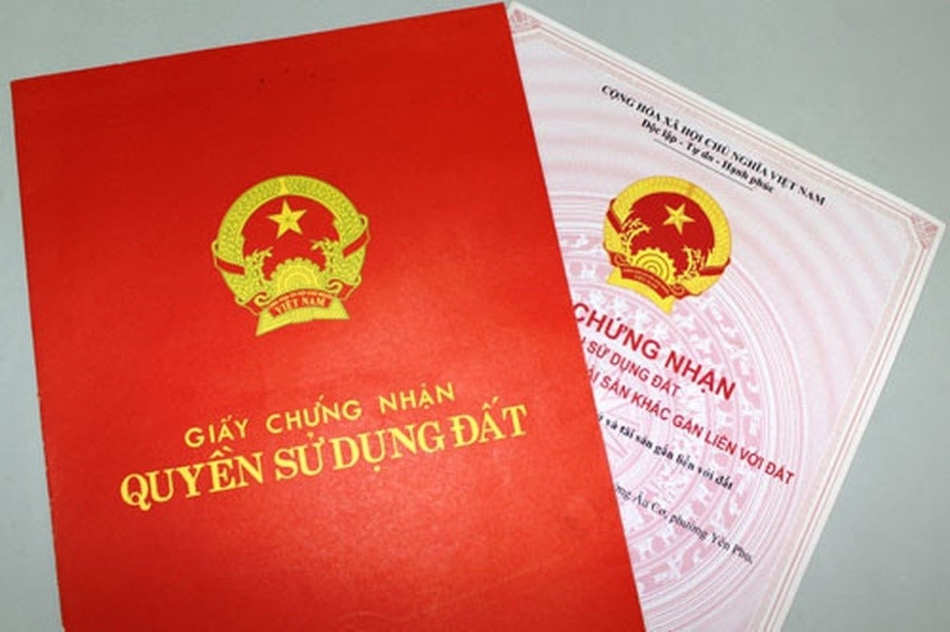 Quy định mới: Cấp xã được cấp sổ đỏ lần đầu cho người dân - 1