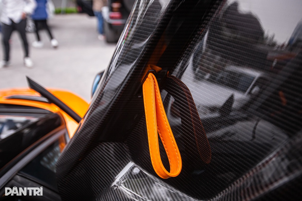 Mua lại siêu xe Lamborghini, đại gia Hà Nội lỗ hơn 5 tỷ đồng sau 5.000km - 14 Mua lại siêu xe Lamborghini, đại gia Hà Nội lỗ hơn 5 tỷ đồng sau 5.000km - 14