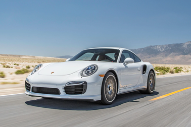 Porsche và Volkswagen rủ nhau triệu hồi xe vì hệ thống túi khí