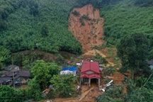 Hiện trường vụ sạt lở khiến gia đình nữ giáo viên mầm non ở Yên Bái tử vong