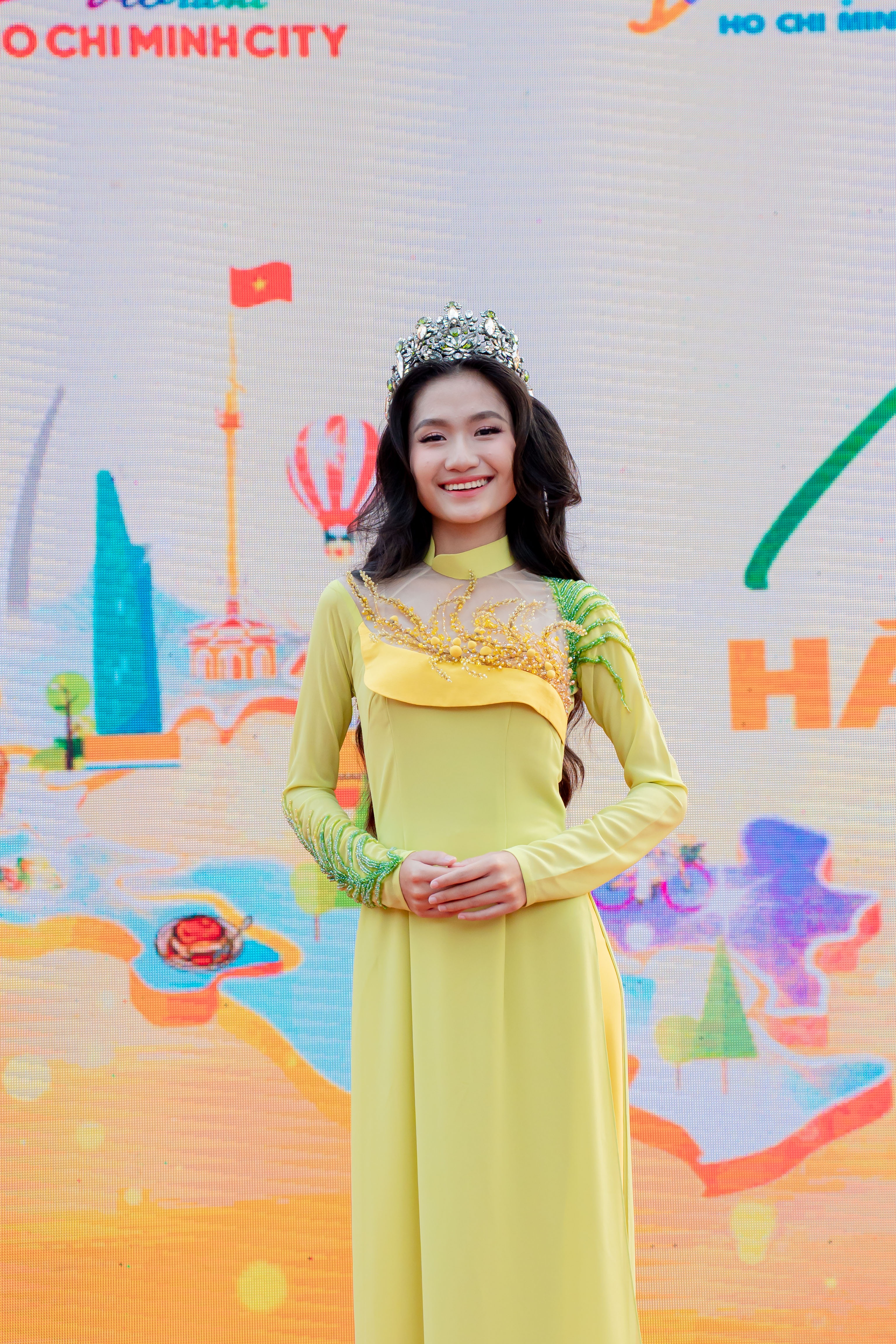 Hoa hậu Nguyễn Thanh Hà làm đại sứ Tuần lễ Du lịch TPHCM - 1
