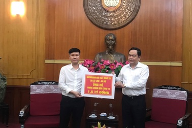 Showroom Nội thất Hùng Túy 20 Cát Linh Hà Nội ủng hộ 1,5 tỷ đồng phòng chống dịch Covid-19