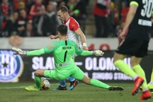 Thủ môn Việt kiều Filip Nguyễn gây ấn tượng ở giải CH Séc