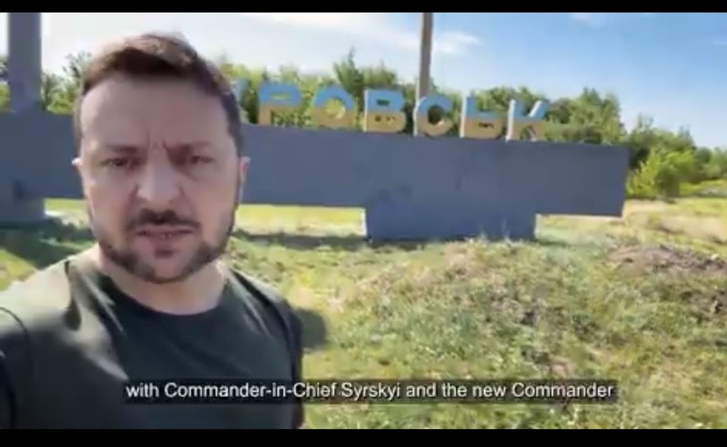 Tổng thống Zelensky thăm khu vực tiền tuyến chiến lược ở Donetsk - 1 Tổng thống Zelensky thăm khu vực tiền tuyến chiến lược ở Donetsk - 1