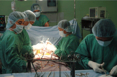 Cứu sống nạn nhân bị bạn nhậu đâm thấu tim