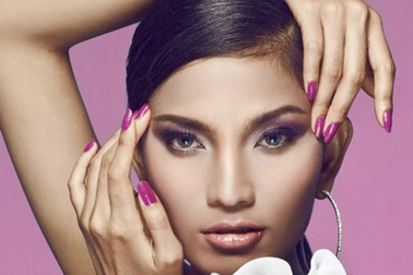 Trương Thị May xin cấp phép dự thi Hoa hậu Hoàn vũ 2013