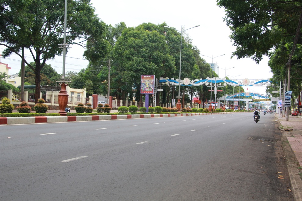 TP Buôn Ma Thuột và một huyện thực hiện giãn cách xã hội theo Chỉ thị 16 - 2 TP Buôn Ma Thuột và một huyện thực hiện giãn cách xã hội theo Chỉ thị 16 - 2
