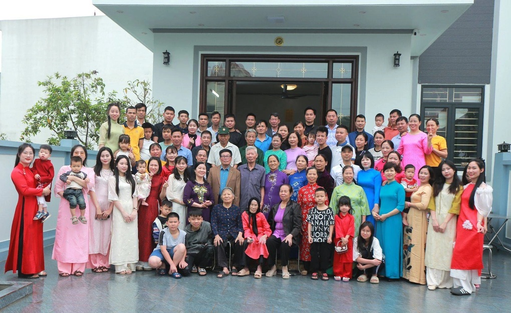 Tiết lộ về cụ bà trường thọ 114 tuổi ở Hà Nội có 100 con, cháu, chắt, chút - 1 Tiết lộ về cụ bà trường thọ 114 tuổi ở Hà Nội có 100 con, cháu, chắt, chút - 1