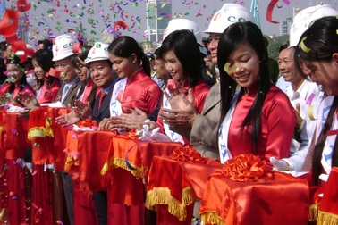 Thông xe cây cầu lớn nhất bắc qua sông Sài Gòn