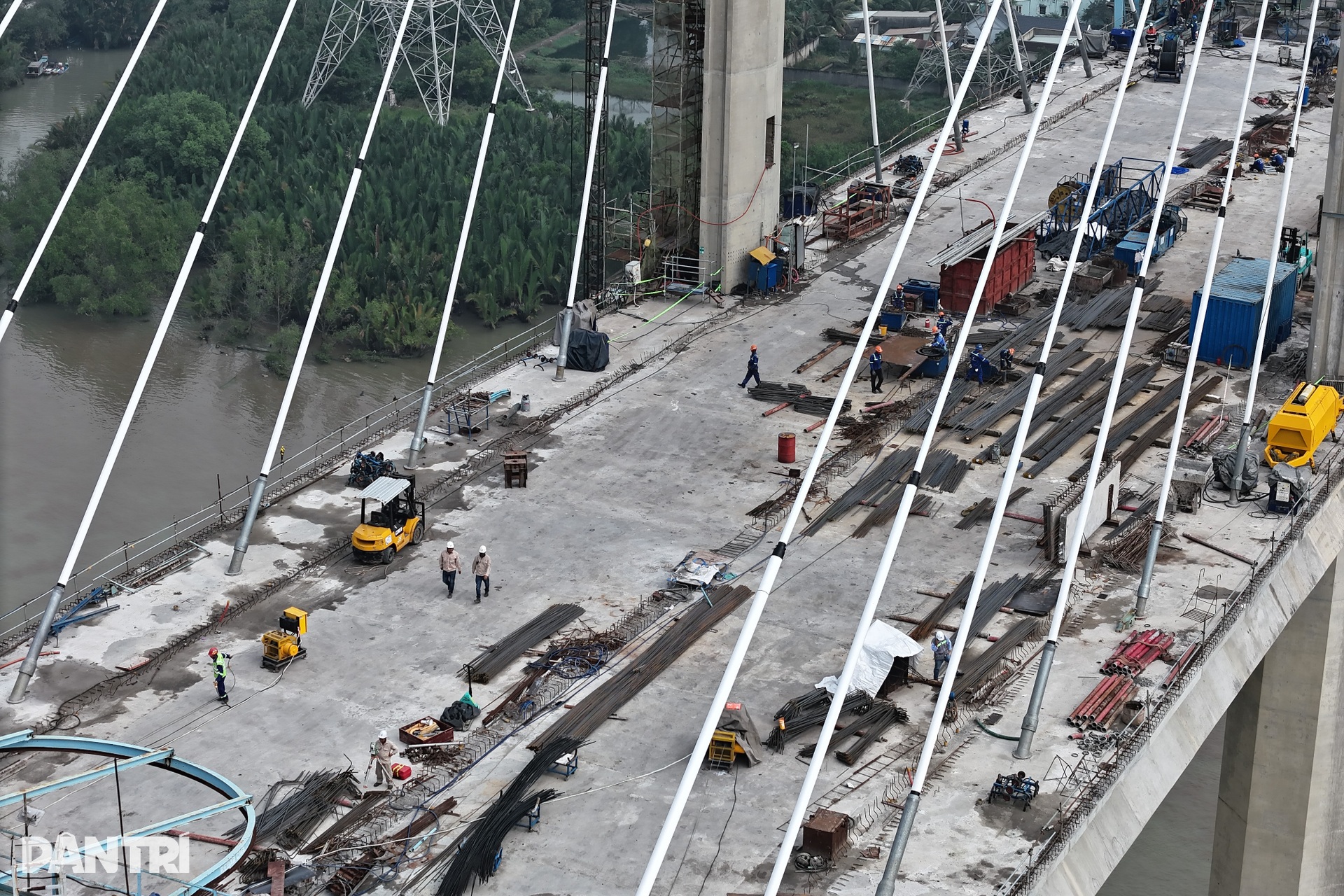 Cao tốc cụt, bỏ trống 25km vì thiếu đường kết nối ở TPHCM - 10 Cao tốc cụt, bỏ trống 25km vì thiếu đường kết nối ở TPHCM - 10