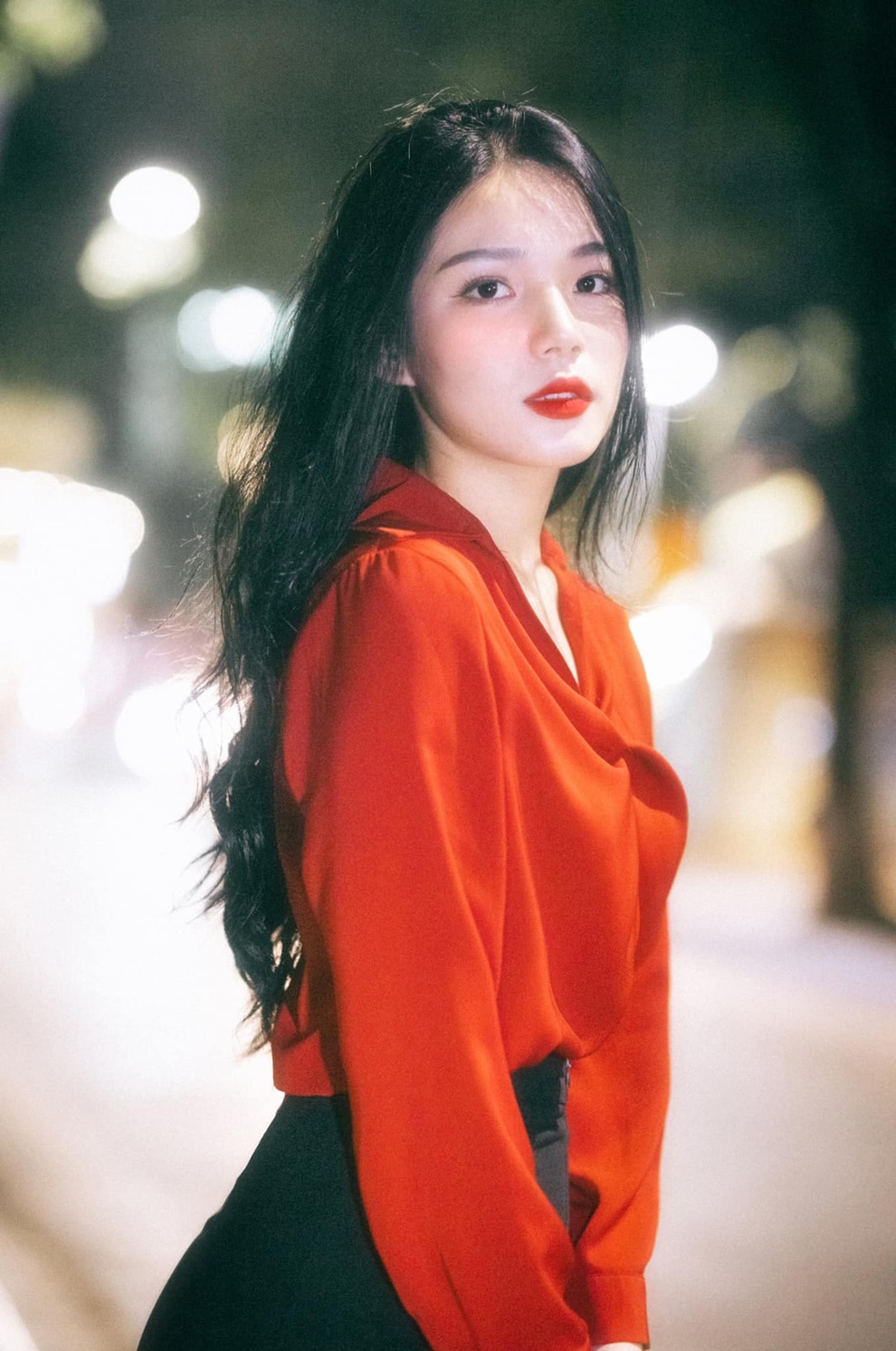 Hot girl Báo chí với dáng cực chuẩn đam mê nghề MC - 7 Hot girl Báo chí với dáng cực chuẩn đam mê nghề MC - 7