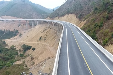 Xin mở cao tốc BOT ngoài quy hoạch, Bộ giao thông bị yêu cầu giải trình!