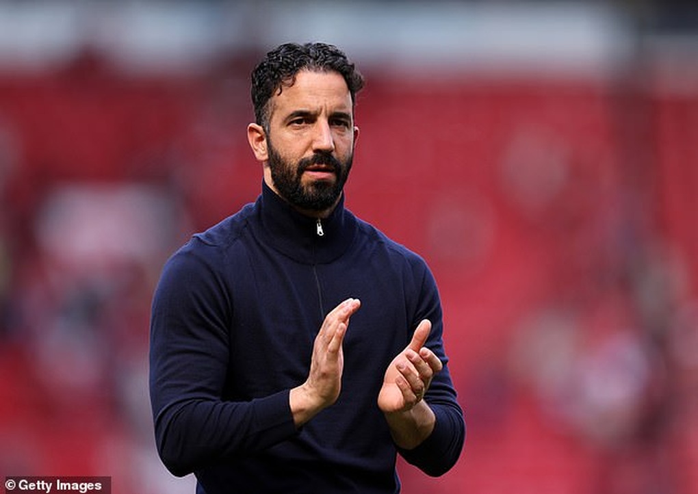 Man Utd có động thái bất ngờ trước khi gặp đội bóng của HLV Kim Sang Sik - 2 Man Utd có động thái bất ngờ trước khi gặp đội bóng của HLV Kim Sang Sik - 2