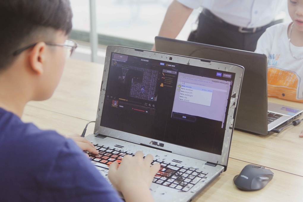 MindX và USAID hợp tác giúp sinh viên tiếp cận với giáo dục công nghệ - 2 MindX và USAID hợp tác giúp sinh viên tiếp cận với giáo dục công nghệ - 2