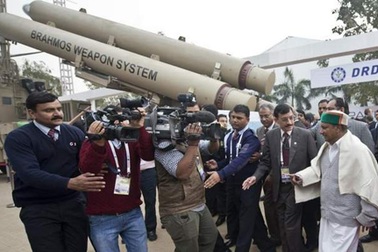 Ấn Độ, Israel bắt tay chế tạo hệ thống chống tên lửa Trung Quốc 