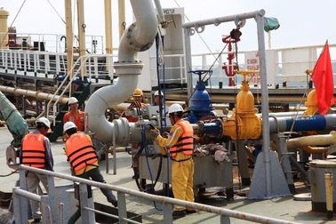 Bộ Tài chính "bật đèn xanh" hạ thuế cho Dung Quất