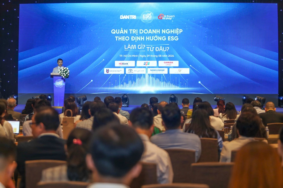 Báo Dân trí đã tổ chức một hội thảo về ESG thiết thực, chất lượng - 2 Báo Dân trí đã tổ chức một hội thảo về ESG thiết thực, chất lượng - 2