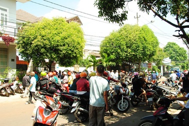 Chồng đâm chết vợ rồi tự sát