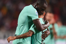 Lukaku tiếp tục lập công giúp Inter giành chiến thắng