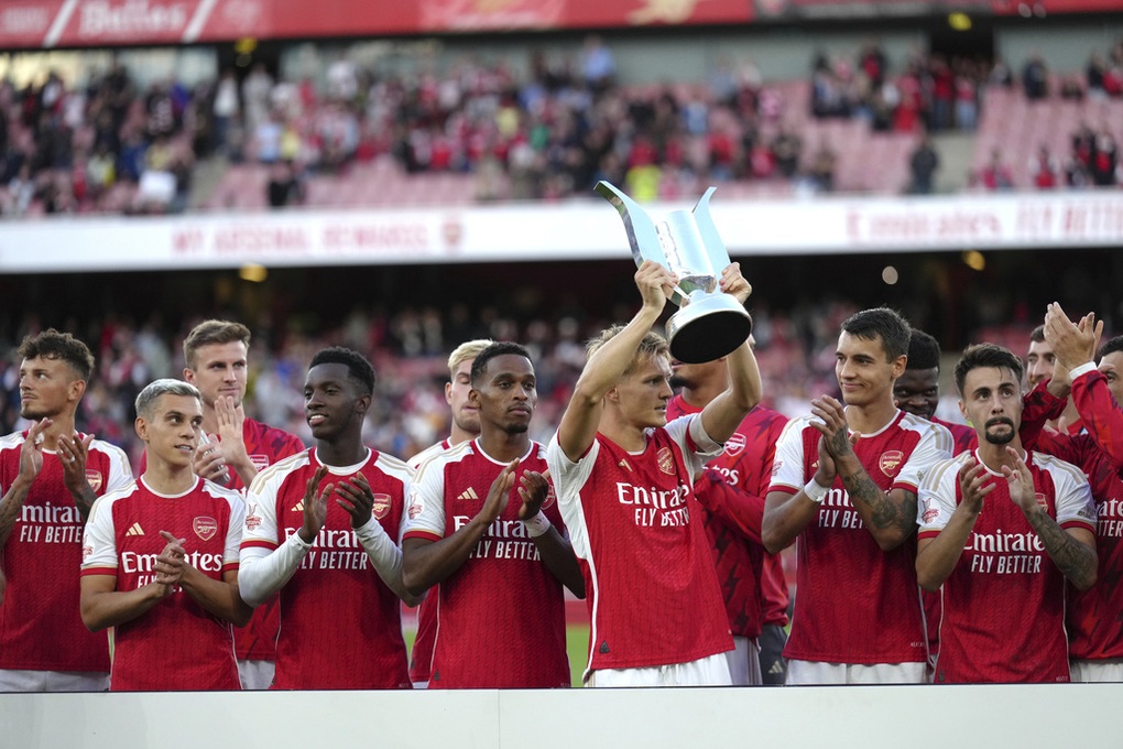 Arsenal vô địch Emirates Cup, Liverpool thua ngược Bayern Munich - 1 Arsenal vô địch Emirates Cup, Liverpool thua ngược Bayern Munich - 1