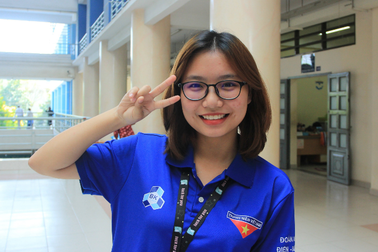 Nữ sinh Bách Khoa vừa xinh đẹp vừa học giỏi, điểm IELTS 8.5