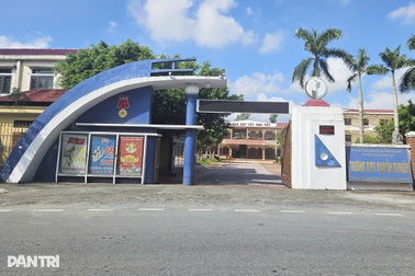 Hiệu trưởng ở Hải Phòng lên tiếng về thông tin thu chi sai quy định