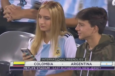 Vắng nhiều ngôi sao, Argentina cầm chân Colombia