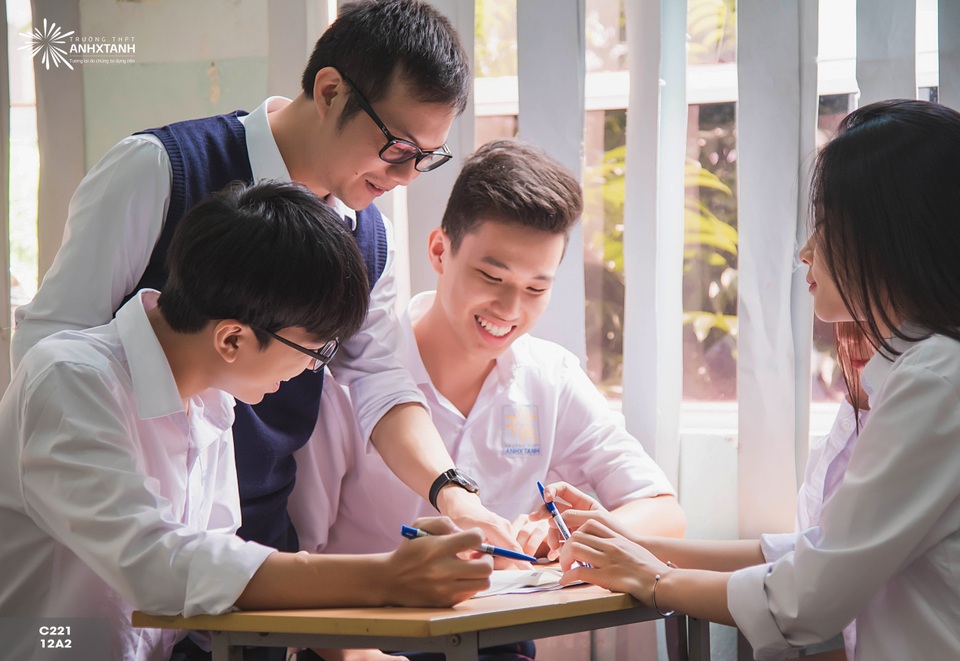 Không đủ điểm vào cấp 3 công lập: Tương lai đã “đóng cửa” với học sinh? - 3 Không đủ điểm vào cấp 3 công lập: Tương lai đã “đóng cửa” với học sinh? - 3