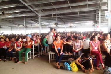 Gần 1.000 công nhân đình công vì bị “ăn bớt” số ngày nghỉ dịp 30/4 và 1/5