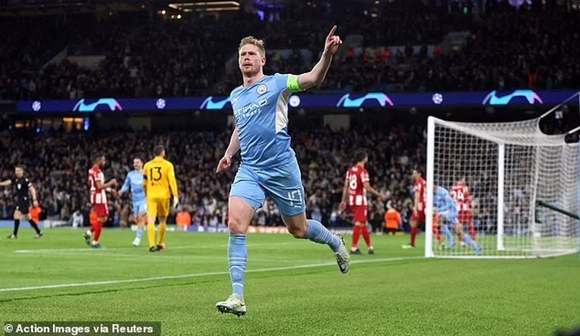 HLV Pep Guardiola lao vào sân ngăn học trò nổi điên đánh đối thủ - 4 HLV Pep Guardiola lao vào sân ngăn học trò nổi điên đánh đối thủ - 4