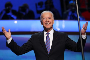 Ông Biden có thể chặn chuỗi 45 năm kinh tế Trung Quốc tăng nhanh hơn Mỹ