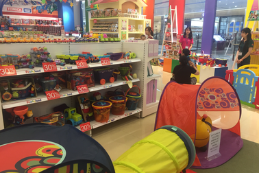 Một loạt nhãn hàng đồ chơi ra quân “sales khủng” nhân dịp 1/6