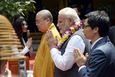 Thủ tướng Ấn Độ thăm chùa Quán Sứ