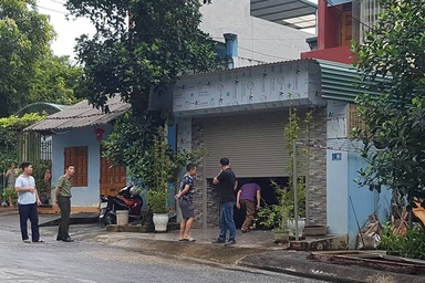 Công an khám nhà người trực tiếp nâng điểm thi ở Hà Giang