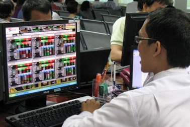 LienVietPostBank chính thức lên sàn, ông Dương Công Minh chi 220 tỷ đồng gom cổ phiếu STB