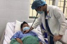 Cần Thơ: Cứu bệnh nhi 11 tuổi vỡ túi phình mạch máu não