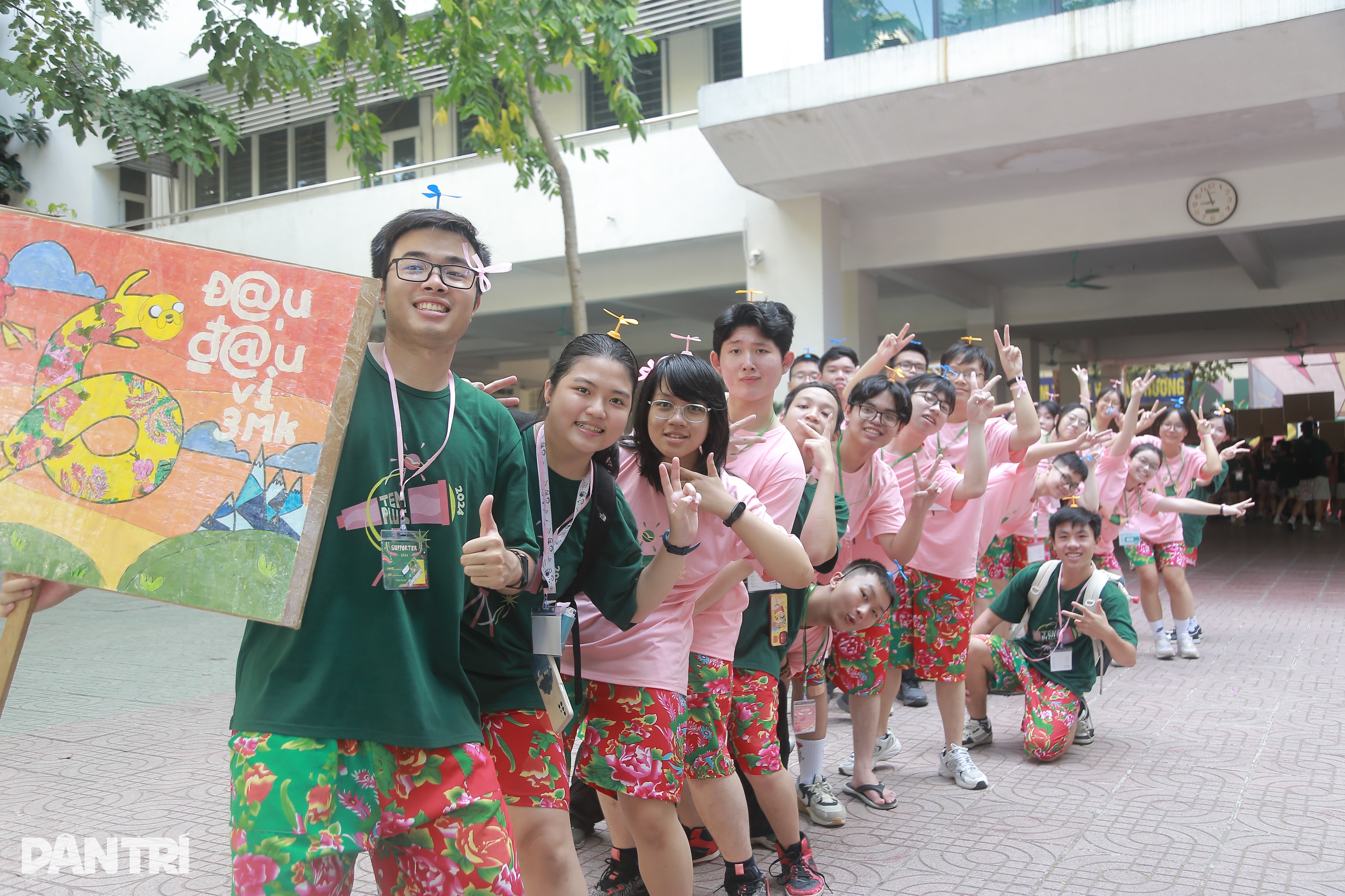 10+ Språkstudenters festival: Utforska för att förstå dig själv - 5 Ngày hội 10+ của học sinh chuyên ngữ: Khám phá để thấu hiểu chính mình - 5