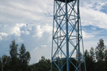 Trạm cấp nước bỏ hoang, dân phải dùng nước bẩn