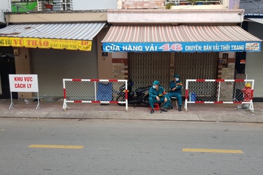 TPHCM phong tỏa 4 nhà dân có người nghi nhiễm Covid-19